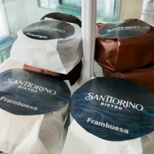 Alfajores en Santtorino Bistró